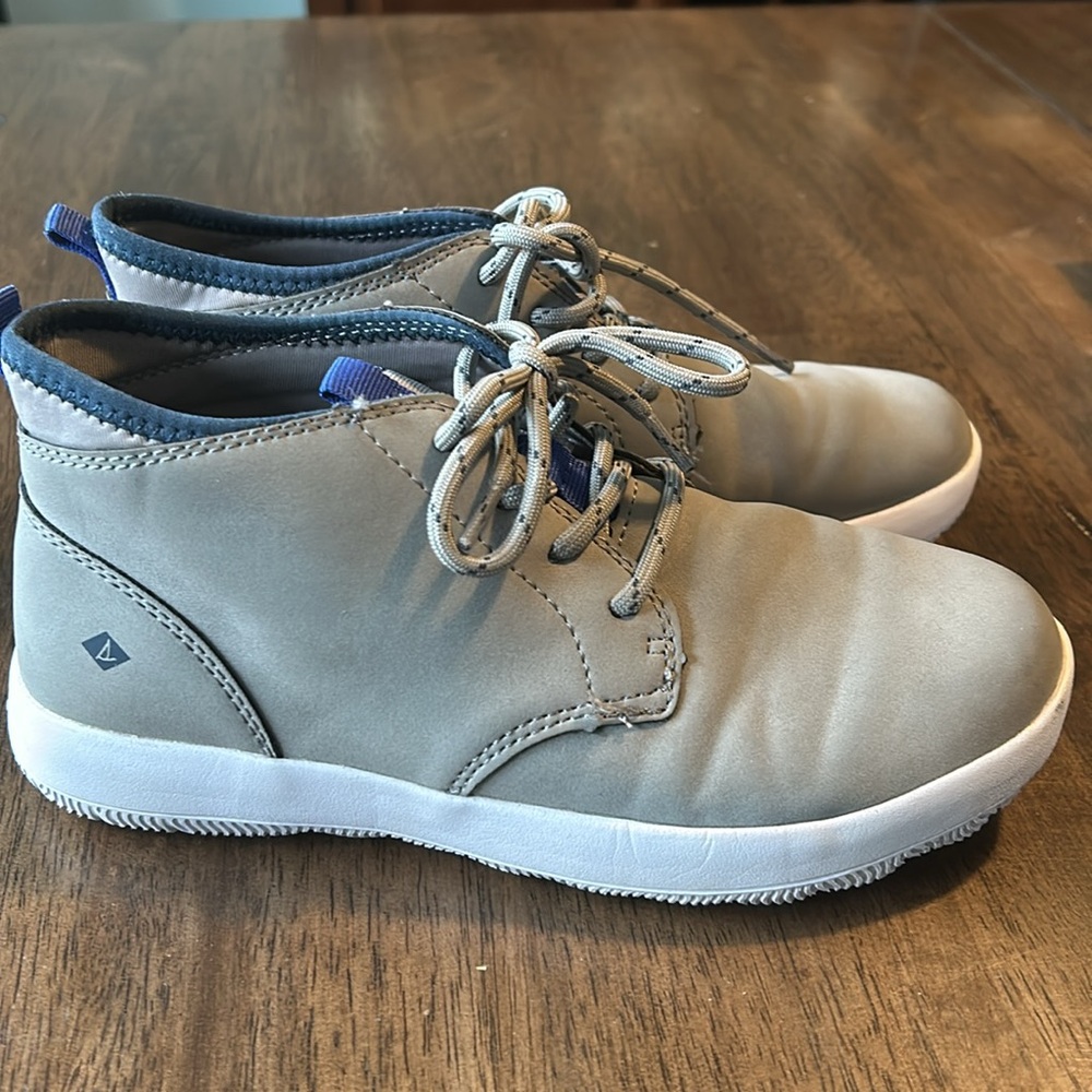 Boys Sperry boots size 3y